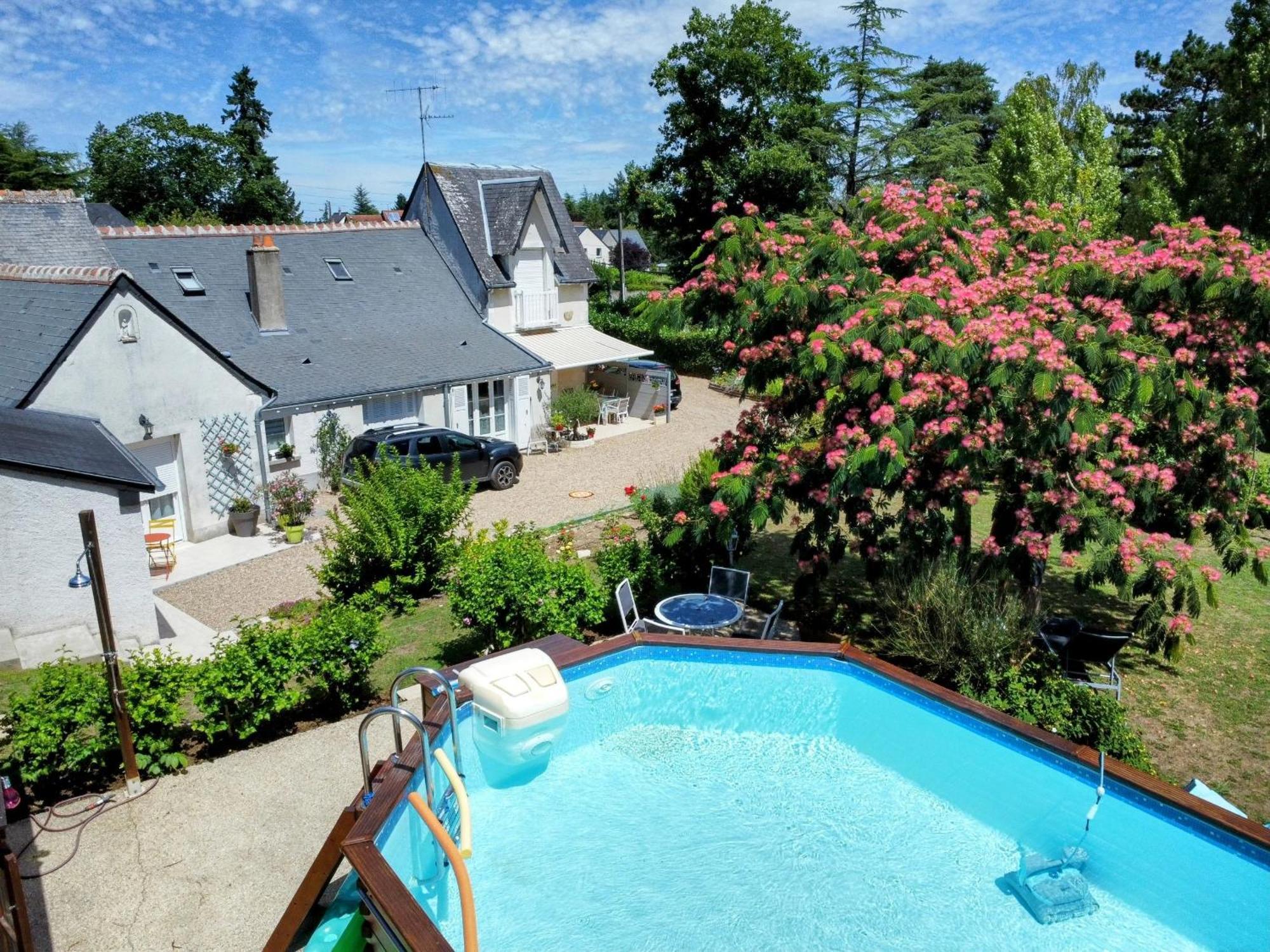 Le Jardin De Josseline Otel Amboise Dış mekan fotoğraf